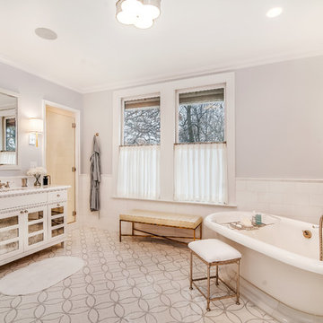 Larchmont waterfront 10 baths, gut restoration, kitchen, formal and casual space