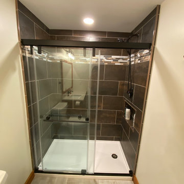 Hennes Basement