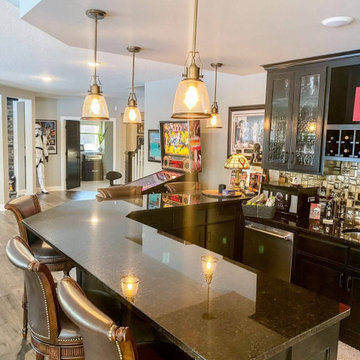 Sparklepants Lanes - bar and game area