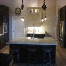 two tone shaker kitchen