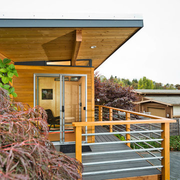 10' by 12' Seattle studio