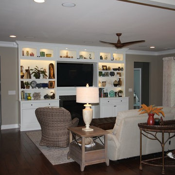 Great Room Showing Custom Crown Molding