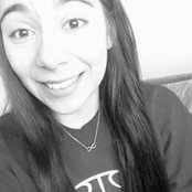 Selena Juarez's photo