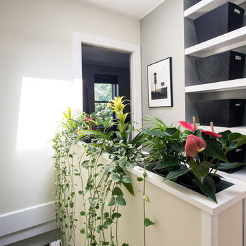 Planter half wall