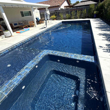 Latham Astoria 16 Fiberglass Pool with Integrated Spa