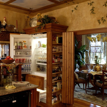 Freestanding Refrigerator / Pantry