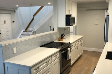 Inspiration for a transitional kitchen remodel in New York