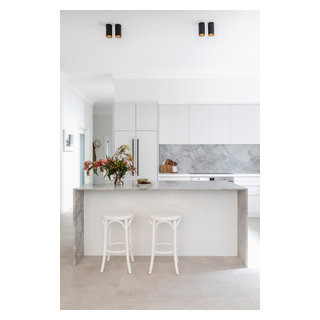 Clovelly Kitchen - Modern - Kitchen - Sydney - by Blue Tea Kitchens and ...