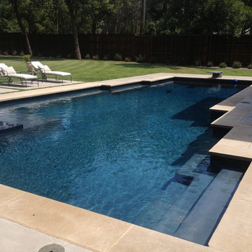 North Dallas, TX - Contemporary Pool and Landscape