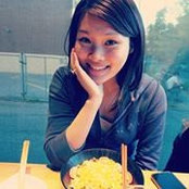 Tuvy Dinh Le's photo