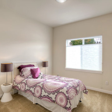 Child or Guest Bedroom with Lots of Natural Light