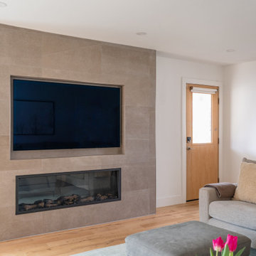 Modern and Sleek Living Room