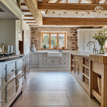 Oak Country Kitchen