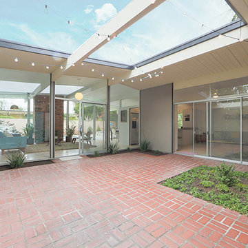 Orange, CA- Eichler Home Once Featured in LIFE Magazine