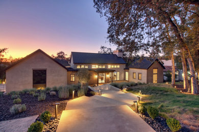 Inspiration for a country exterior home remodel in Sacramento