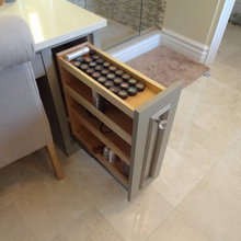 Makeup organizer