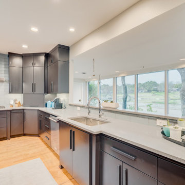 Mid-Century Modern Meets 21st Century