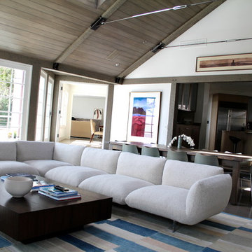Custom Luxury Lakeside Home