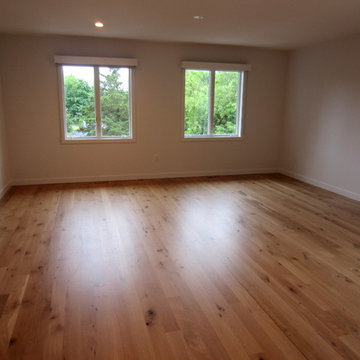 AMAGANSETT: 4" SOLID COUNTRY GRADE WHITE OAK INSTALLED /FINISHED NATURAL