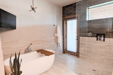 Example of a minimalist bathroom design in Seattle