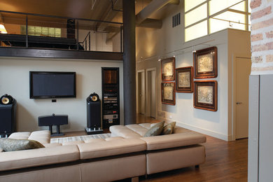 Family room photo in Chicago