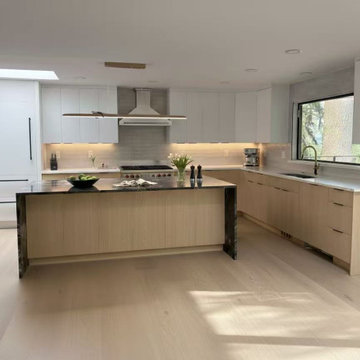 5019 BELLEVUE