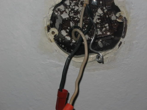 Is This My Ground Wire, Replacing Light Fixture Aluminum Wiring