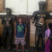 Hla Moe's photo
