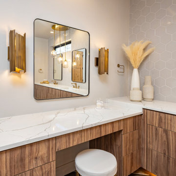 Powder Rooms & Bathrooms