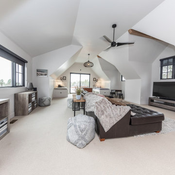 2020 Parade of Homes Stauffer & Sons Construction Warm and Welcoming in the Fore