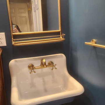 Lake Wheeler Kid's Bathroom