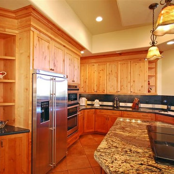 Tucson's Knotty Alder Shaker Kitchen