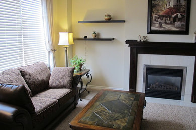 Example of a classic family room design in Ottawa