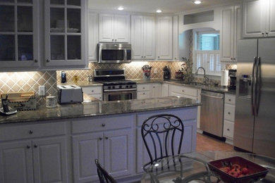 Inspiration for a timeless kitchen remodel in Providence