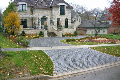 Inspiration for an exterior home remodel in Chicago