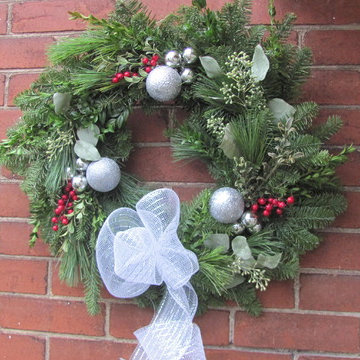 Outdoor/Christmas Urns