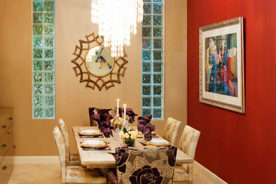 Eclectic dining room in Miami.