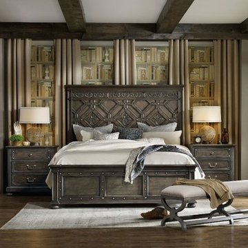 Hooker Furniture Vintage West King Wood Panel Bed