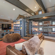 Lake house bunk room