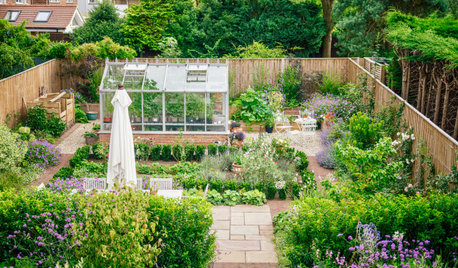 How Garden Designers Manage Workflow Throughout the Year