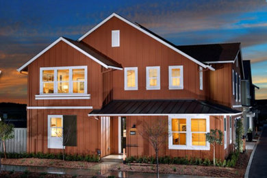 Home design - country home design idea in Sacramento