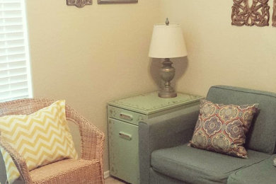 Inspiration for a transitional home office remodel in Phoenix