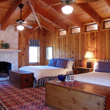 Lake House AND Ranch House in One House!