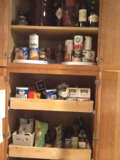 Storing emergency food deals
