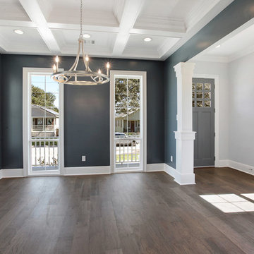 Traditional Lakeview Home On Colbert St