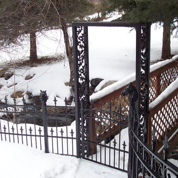 Chante' Arbor and Gate