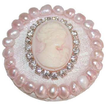 Cameo and Lace Drawer Knob, 1.75"