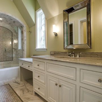 Versailles {Highland Park}