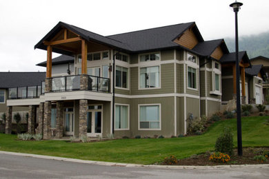 Exterior home photo in Vancouver