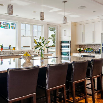 Custom Contemporary Kitchen